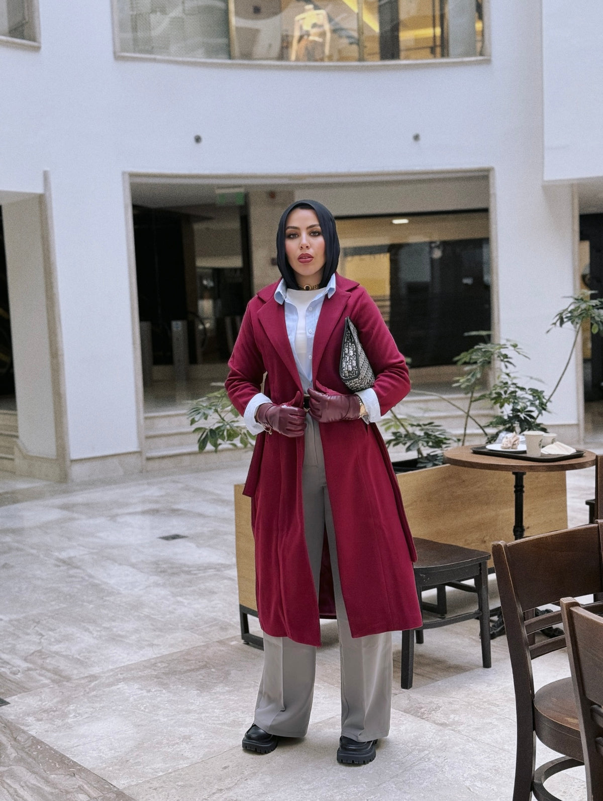 Cozy Minimal Wool Coat - Burgundy