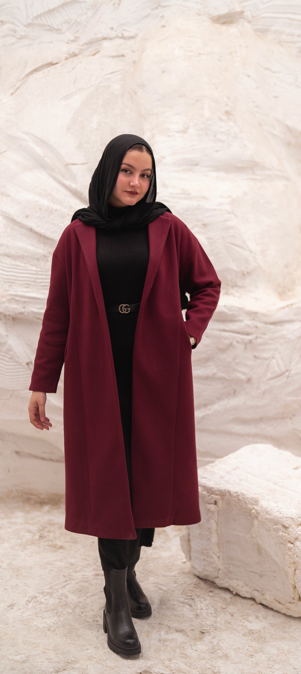 Cozy Minimal Wool Coat - Burgundy